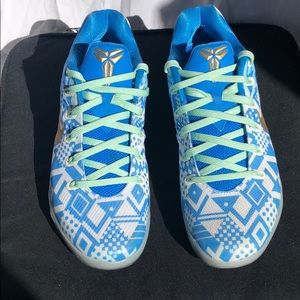 Kobe Sneakers